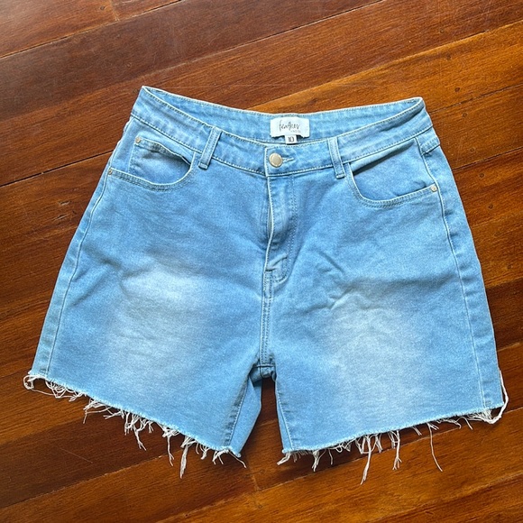 Feather & Noise denim shorts - Picture 2 of 5
